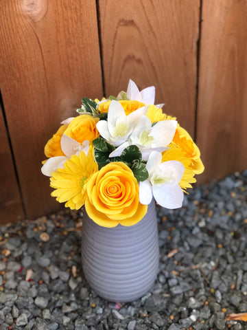 Bright summer bouquet